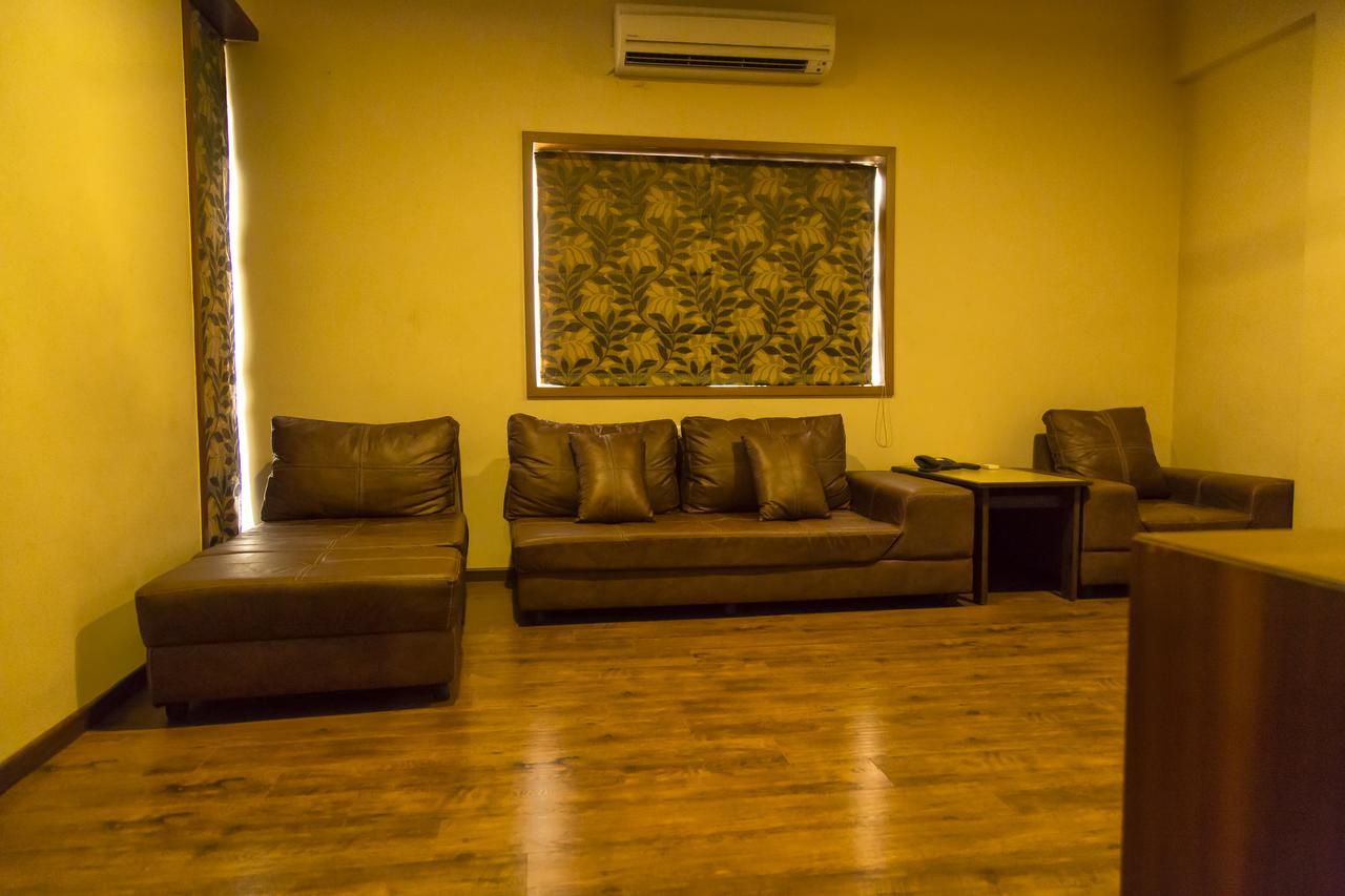 Hotel Sri Sakthi Tiruppur Exteriér fotografie